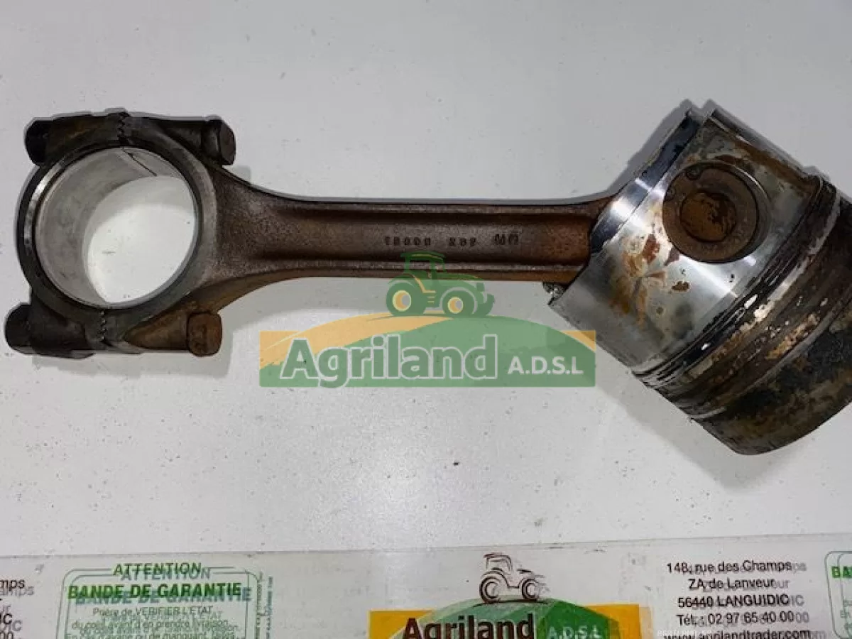 BIELLE AVEC PISTON 