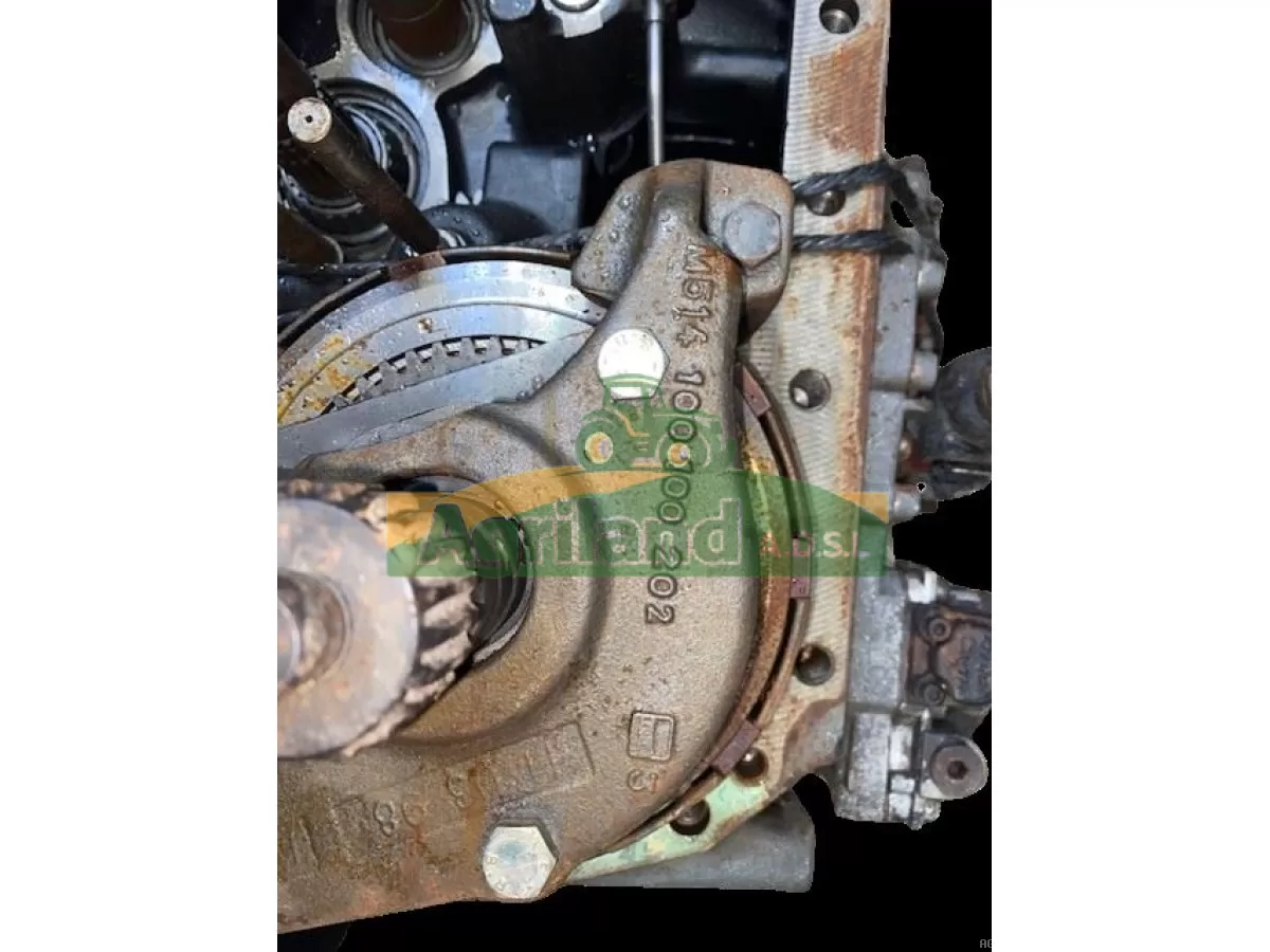 PIECE DE BOITE DE VITESSE 