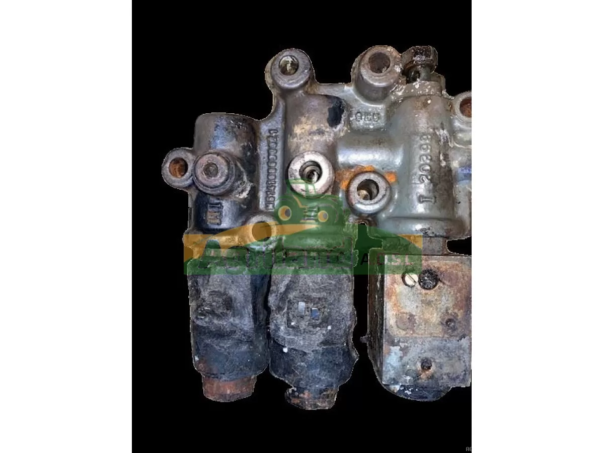 DISTRIBUTEUR HYDRAULIQUE