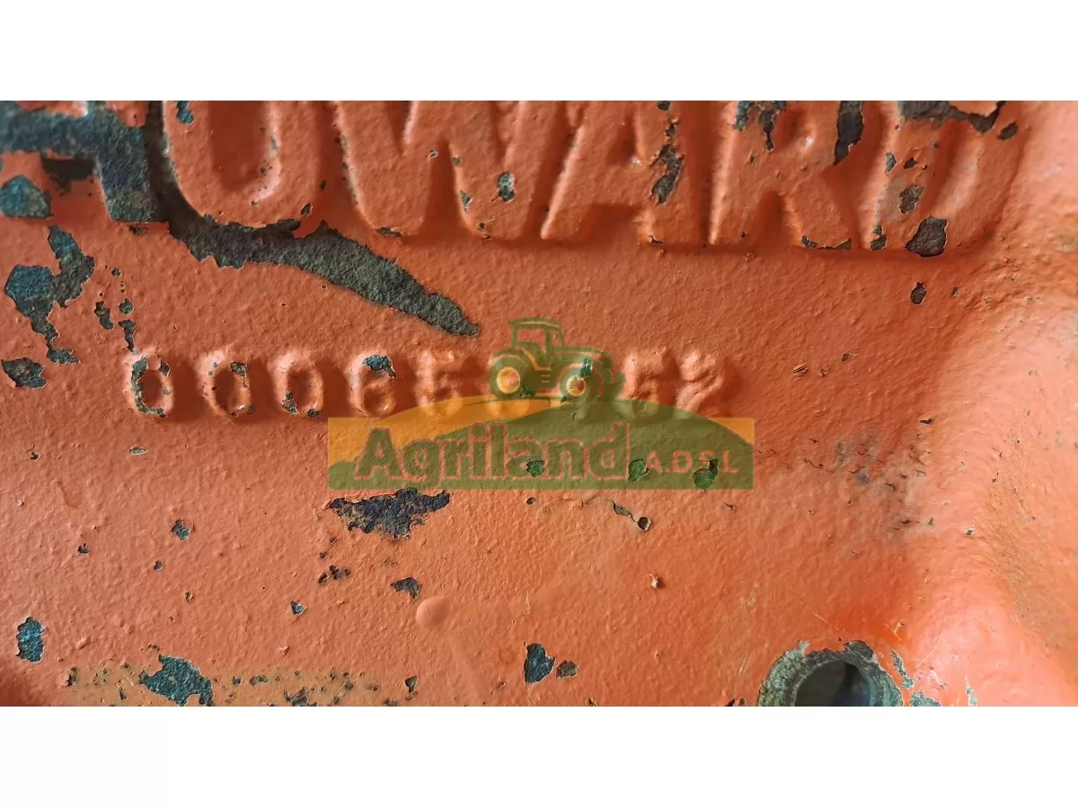 COUVERCLE POUR SORTIE ARRIERE DE PTO