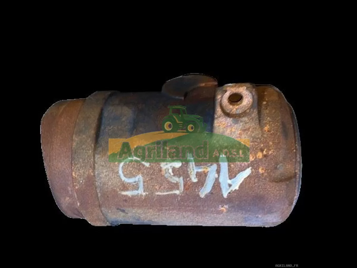 CYLINDRE DE RELEVAGE ARRIERE 