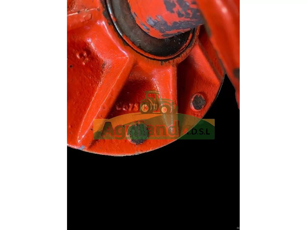 BRAS DE ROUE AVEC MOYEU