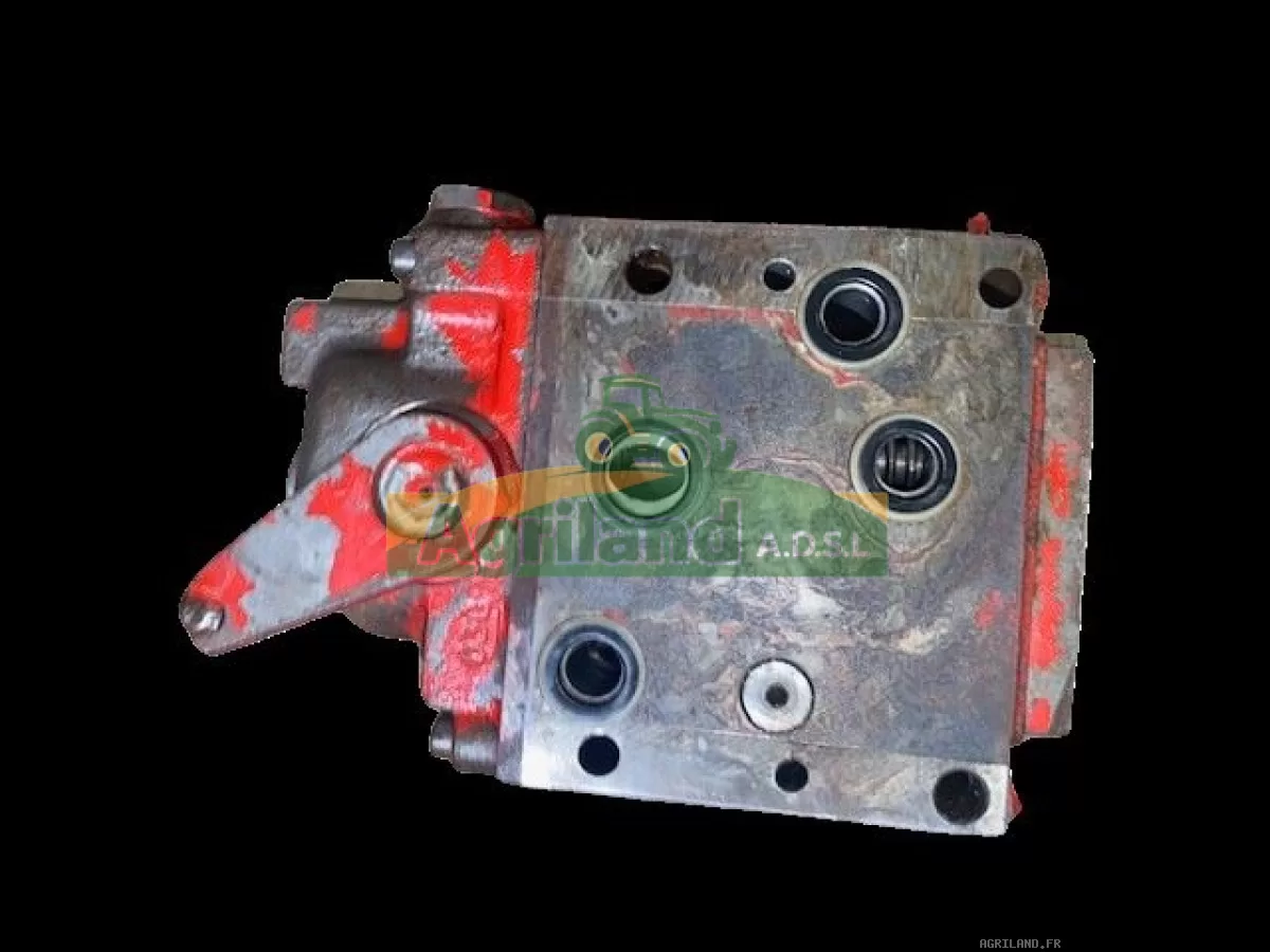 DISTRIBUTEUR HYDRAULIQUE 