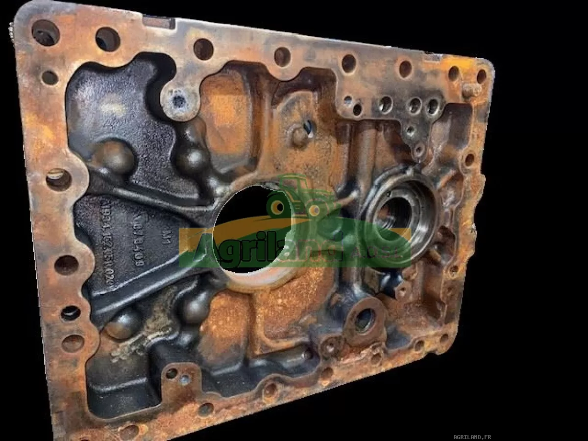 COUVERCLE DE PRISE DE FORCE ARRIERE