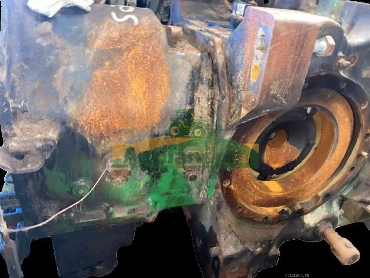 ENSEMBLE CARTER DE  PONT ARRIERE ET CARTER DE BOITE DE GAMME COMPLET 