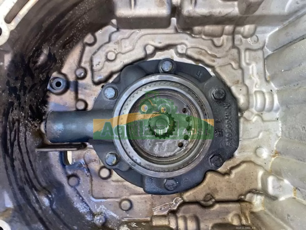 COUVERCLE DU CARTER DE BOITE POWERQUAD AVEC CORPS DE POMPE