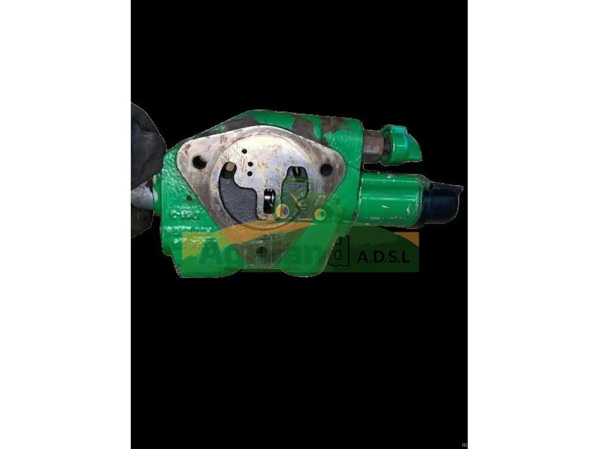 DISTRIBUTEUR AUXILIAIRE 