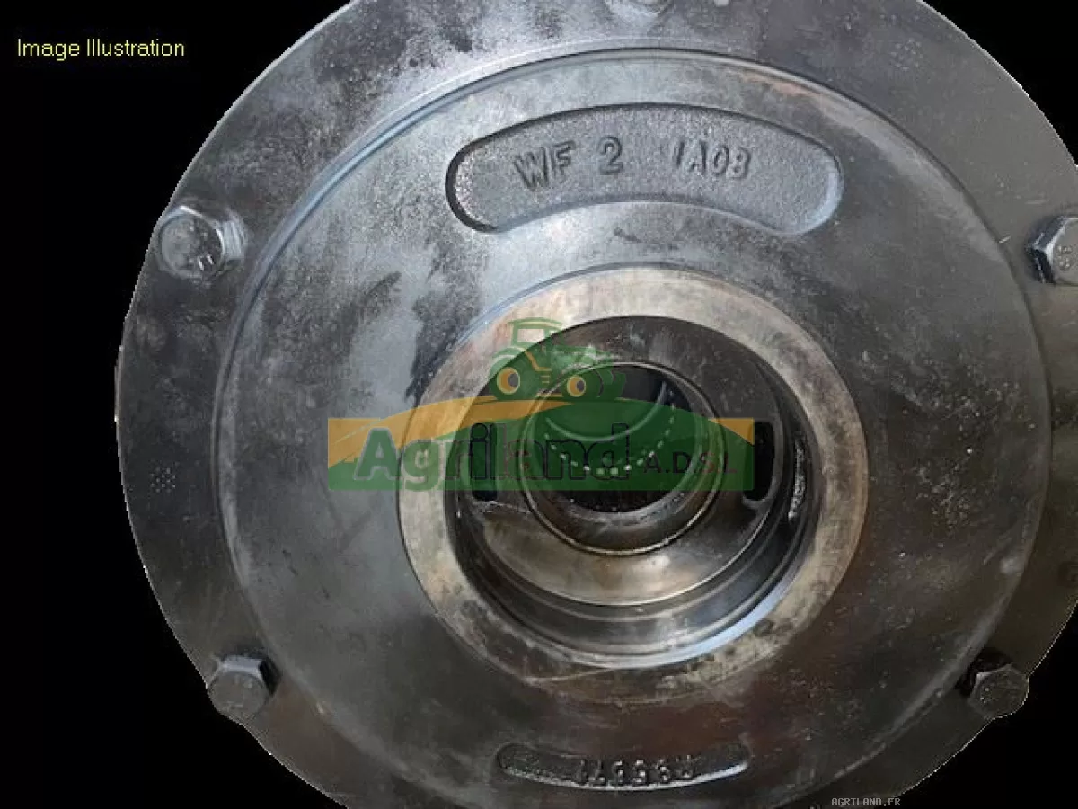 EMBRAYAGE DE MARCHE AVANT (AVEC MOTEURS AU-DESSUS DE 99 KW (135 CH)) + ARBRE