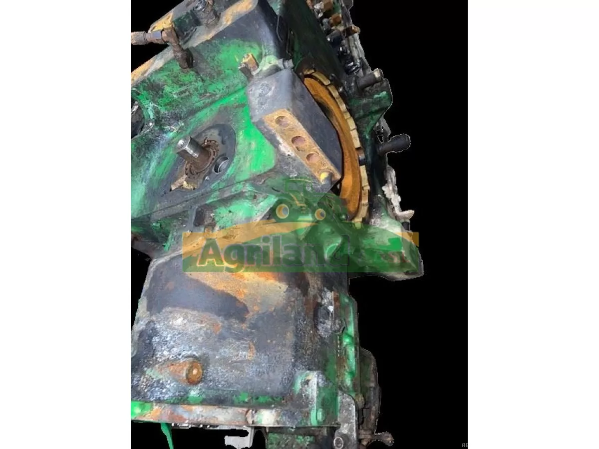 ENSEMBLE CARTER DE  PONT ARRIERE ET CARTER DE BOITE  COMPLET 