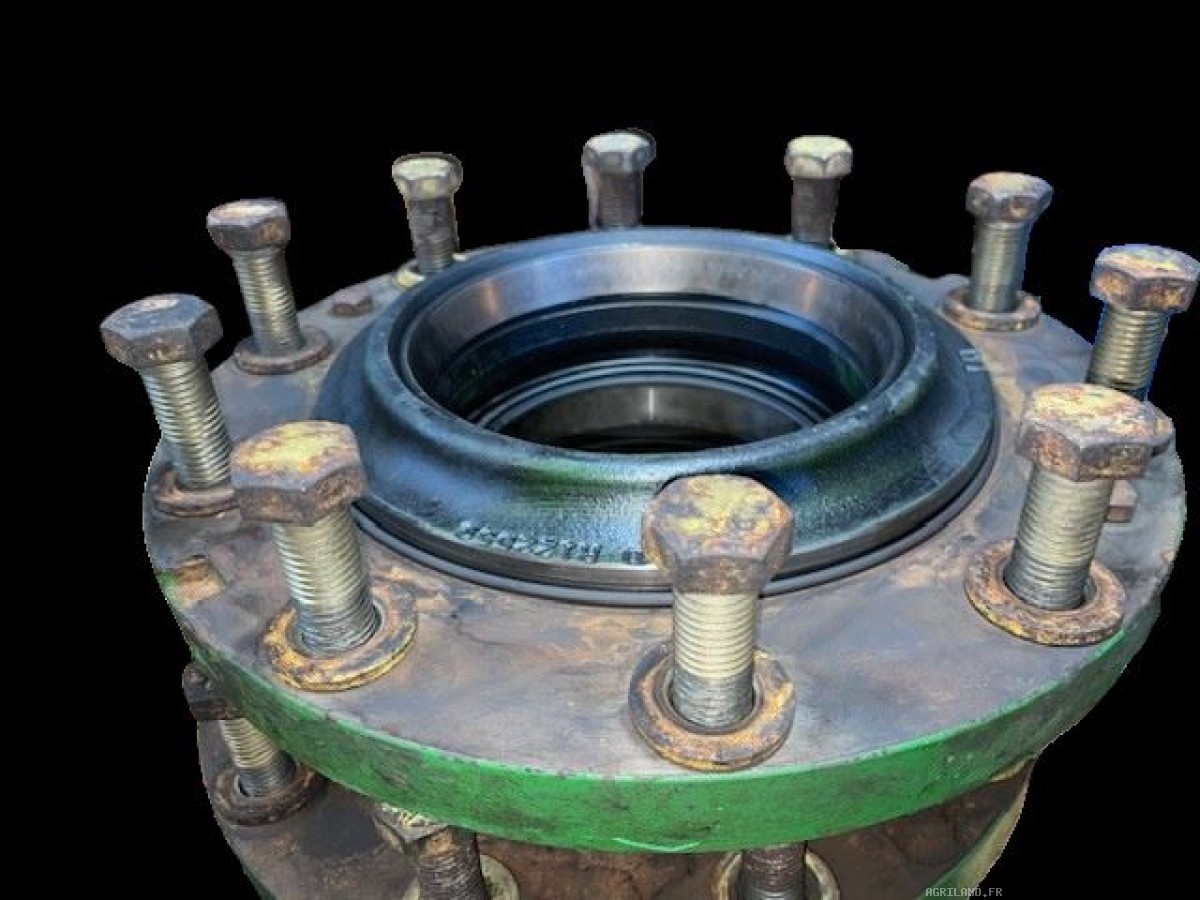 MOYEU DE REDUCTEUR AVANT 