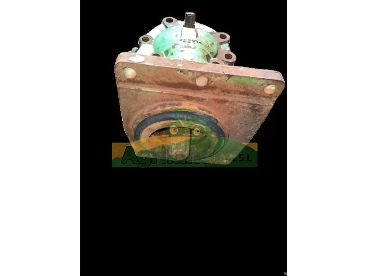 BOITIER AVEC ARBRE CONIQUE Z10