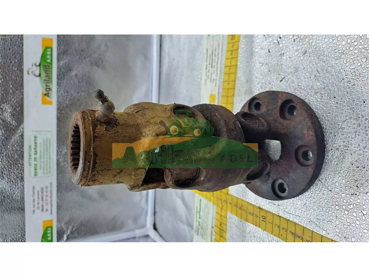 CARDAN DE TRANSMISSION ENTRE BOITIER ET LE LAMIER