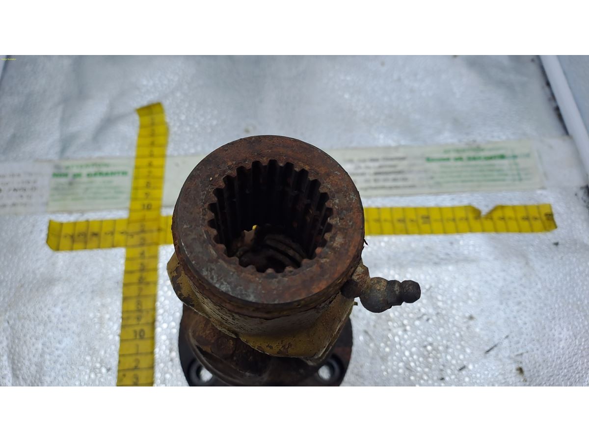 CARDAN DE TRANSMISSION ENTRE BOITIER ET LE LAMIER