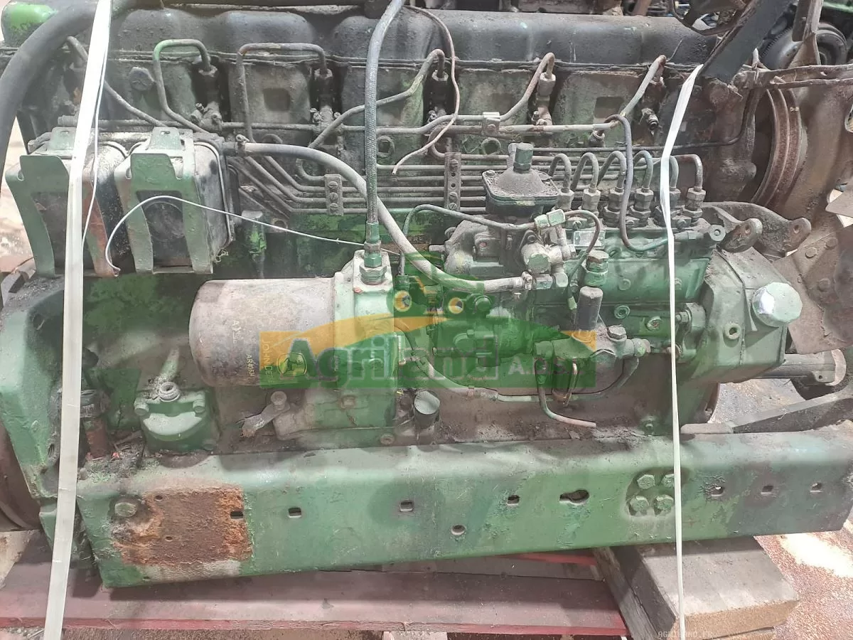 MOTEUR COMPLET SANS POMPE INJECTION , SANS TURBO ET SANS LES ACCESSOIRES 6404TL-01