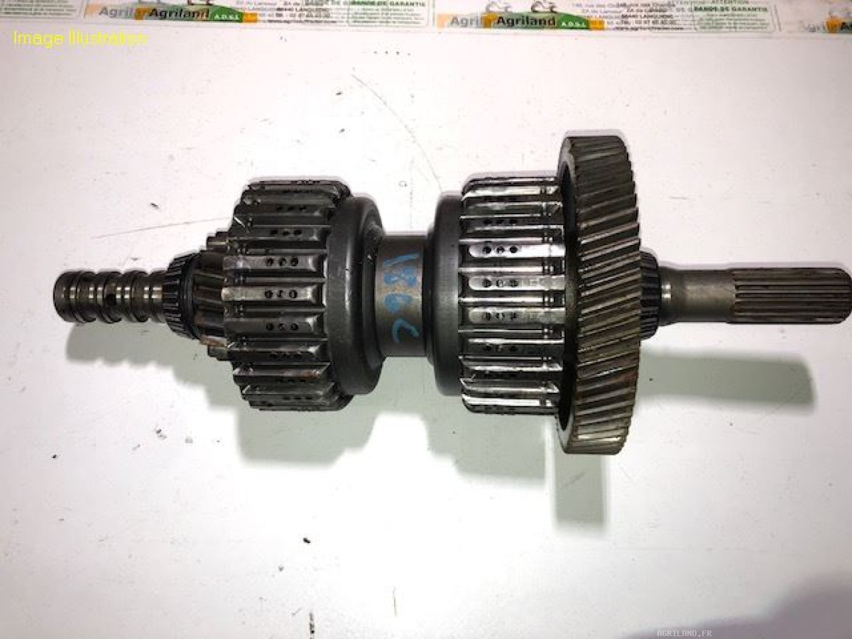 ARBRE DE TRANSMISSION AVEC PIGNON Z70