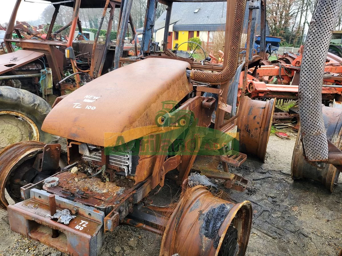 NEW-HOLLAND TL 100 6881 YL 29