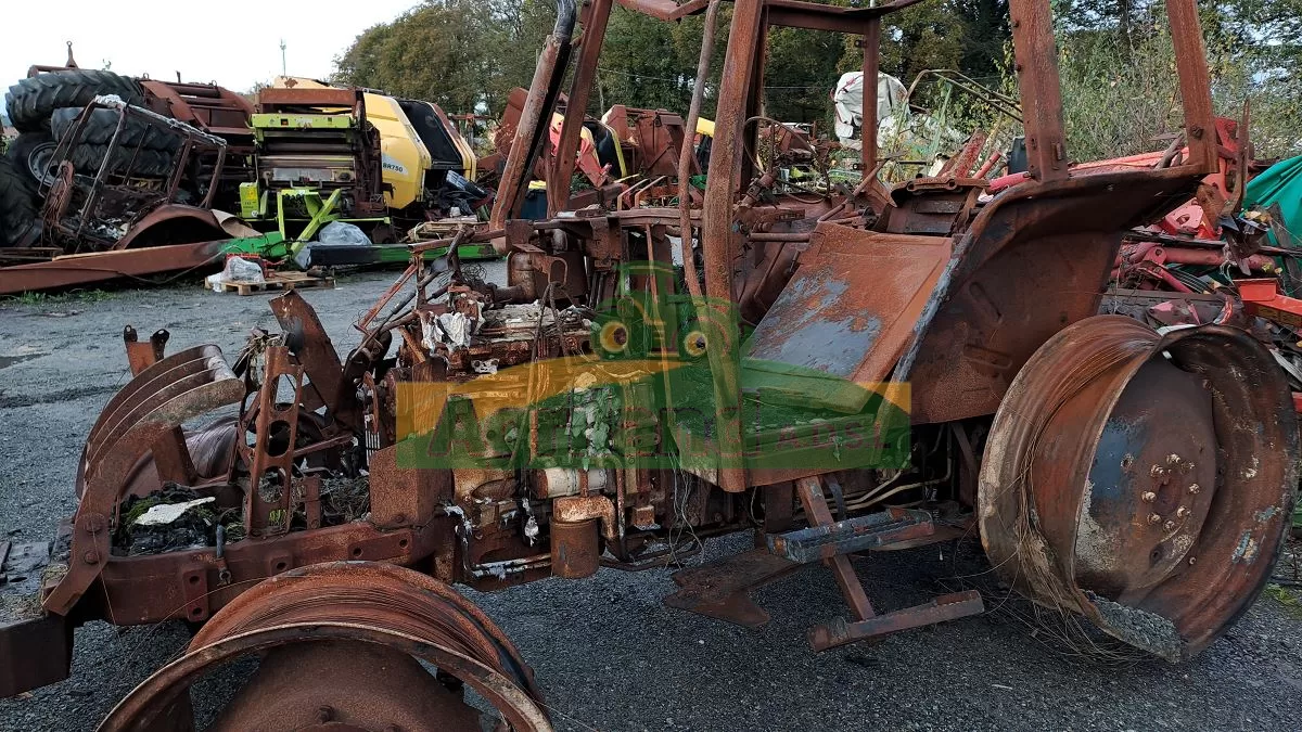 NEW-HOLLAND T 5050 CY-954-VL