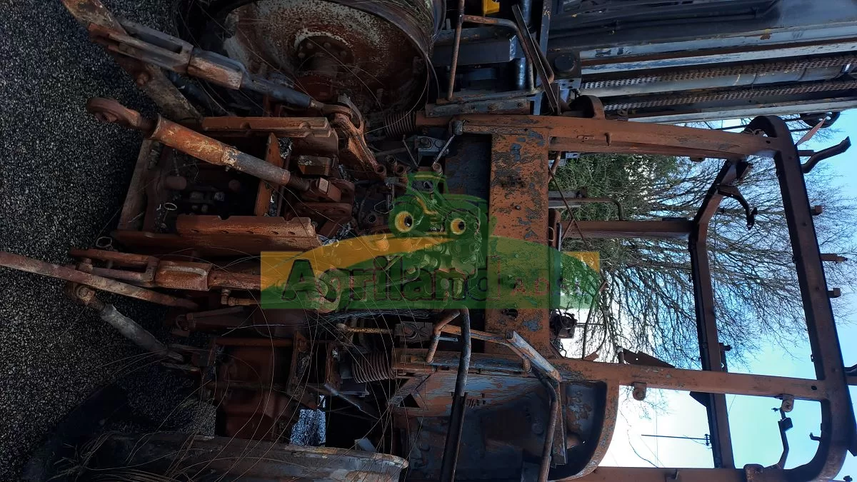 RENAULT ARES 630 RZ 4253 WH 72