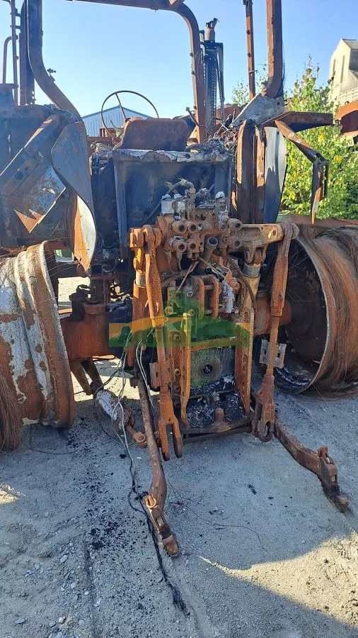 JOHN DEERE 6910 S 8937 QG 33