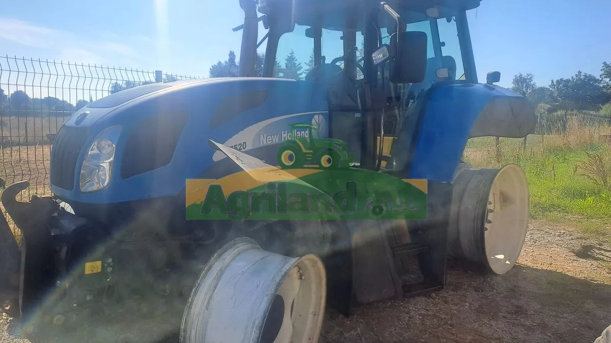 NEW-HOLLAND T 7520 FN-467-DT