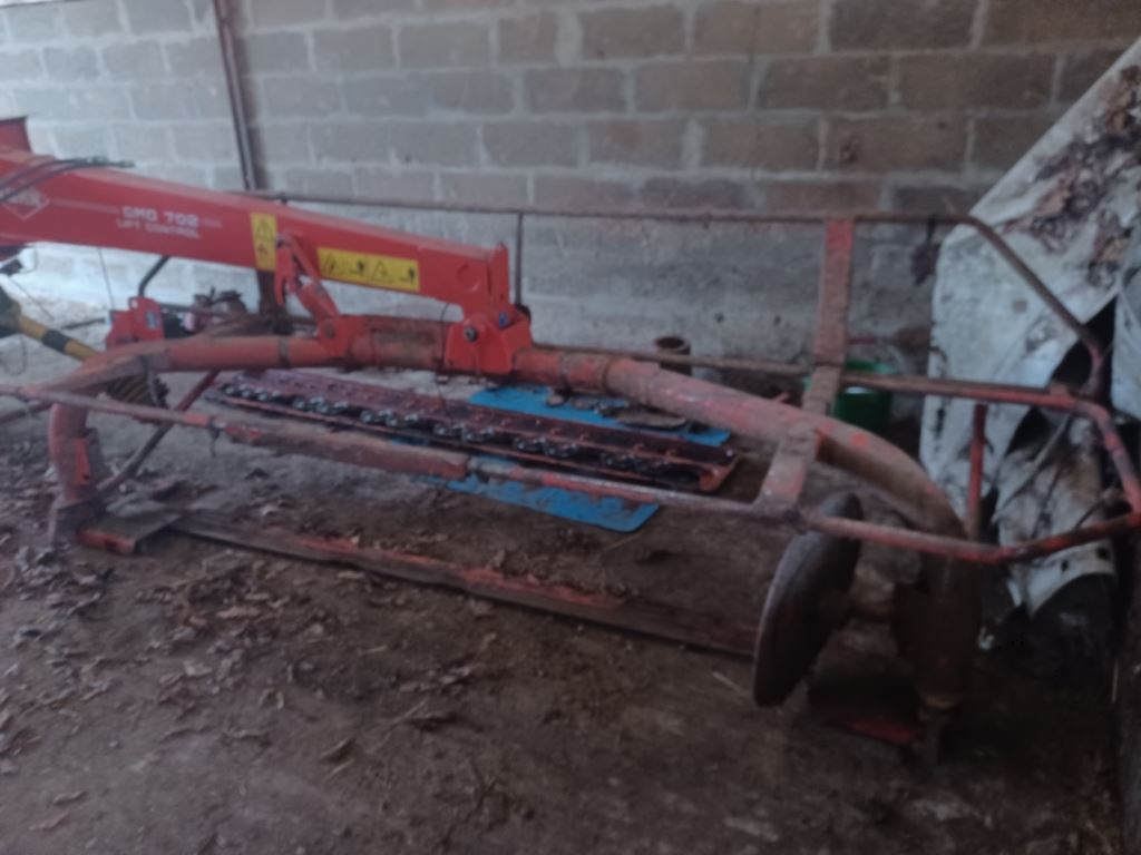 KUHN GMD 702